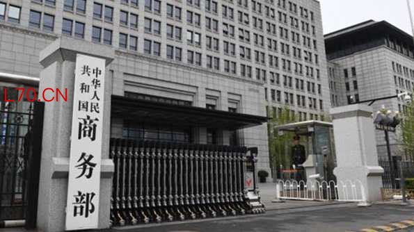 东部战区新闻发言人就荷兰军舰过航台湾海峡发表谈话