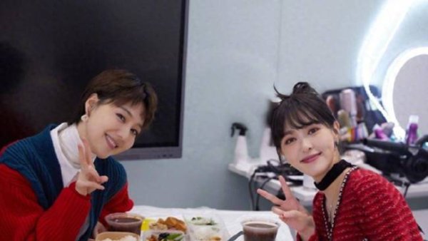 曝王冠老公是繁花导演李爽 揭秘幕后浪漫故事